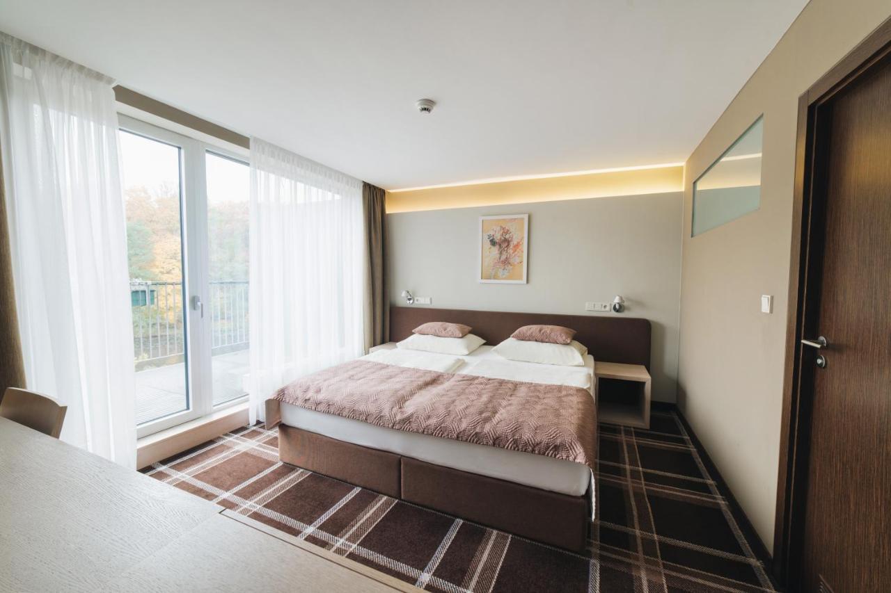 Hotel Split Kadaň Szoba fotó